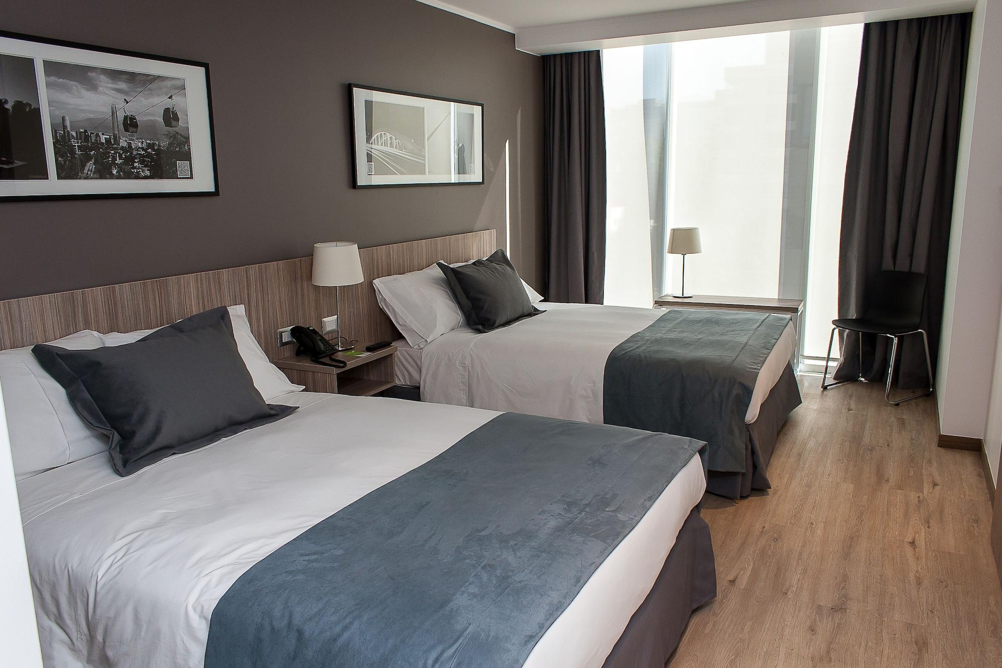 סנטיאגו Hotel Capital Bellet מראה חיצוני תמונה
