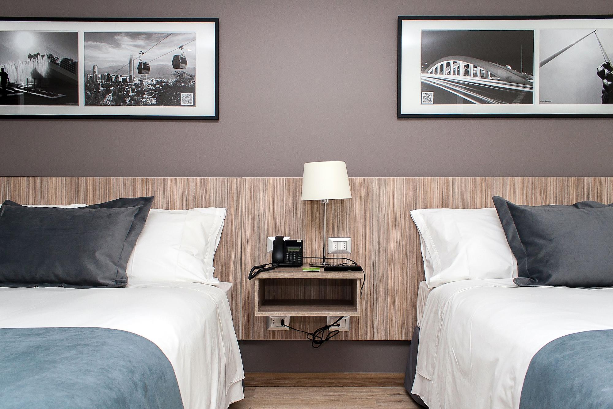 סנטיאגו Hotel Capital Bellet מראה חיצוני תמונה