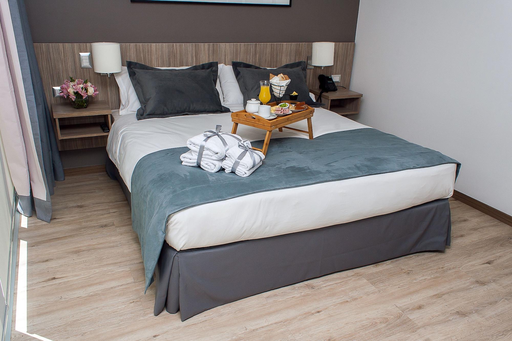 סנטיאגו Hotel Capital Bellet מראה חיצוני תמונה
