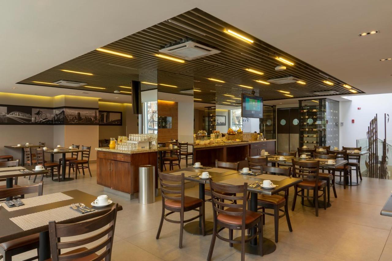 סנטיאגו Hotel Capital Bellet מראה חיצוני תמונה